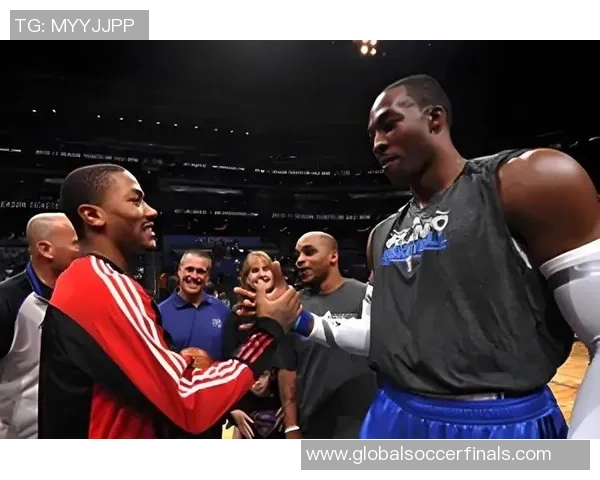 公牛队迎战猛龙队罗斯复出助力球队争胜再创辉煌