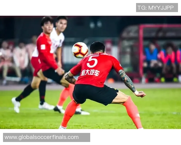 恒大与亚泰精彩对决视频直播全程回顾与赛后分析